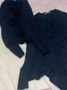 women’s size l/xl sweater bundle